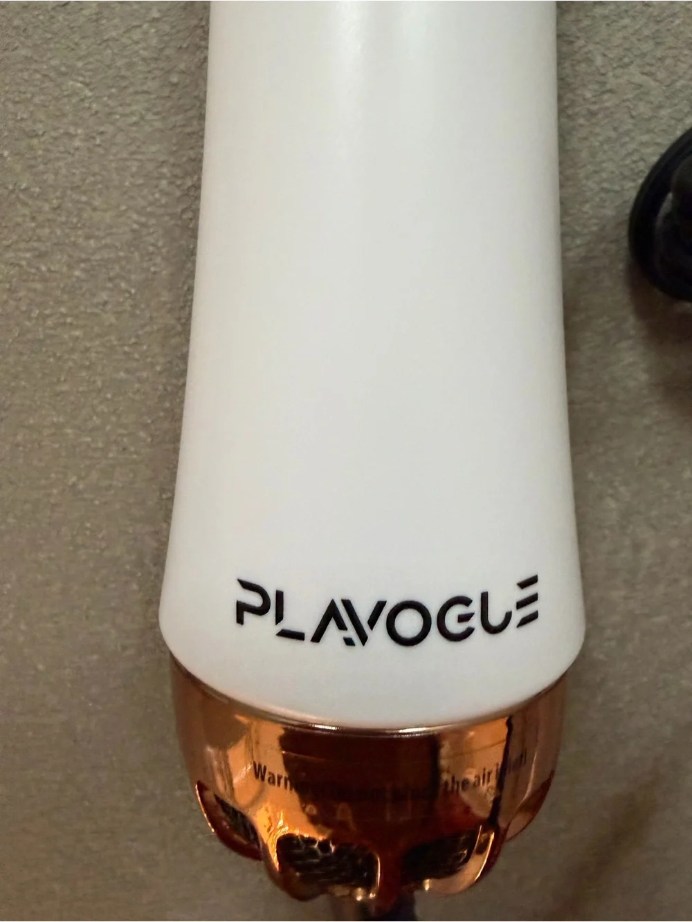 Brand New Plavogue Dual Voltage Blow Dryer Brush for use in USA&European Travel